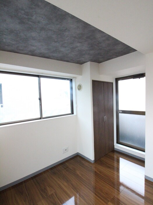 物件内観写真21　(居室)