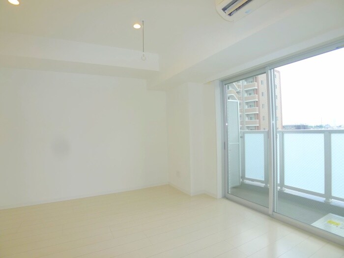 物件内観写真11　(ベランダ・バルコニー)