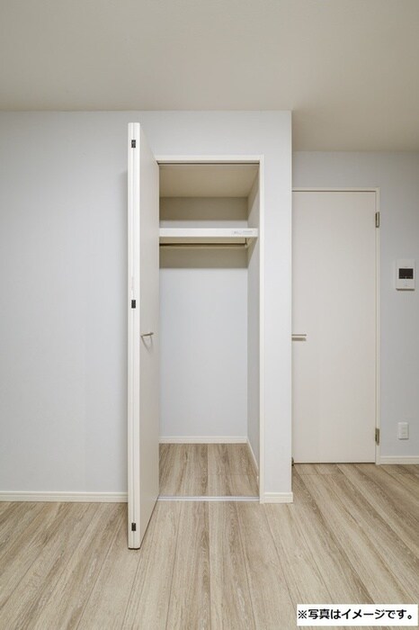 物件内観写真10　(収納)