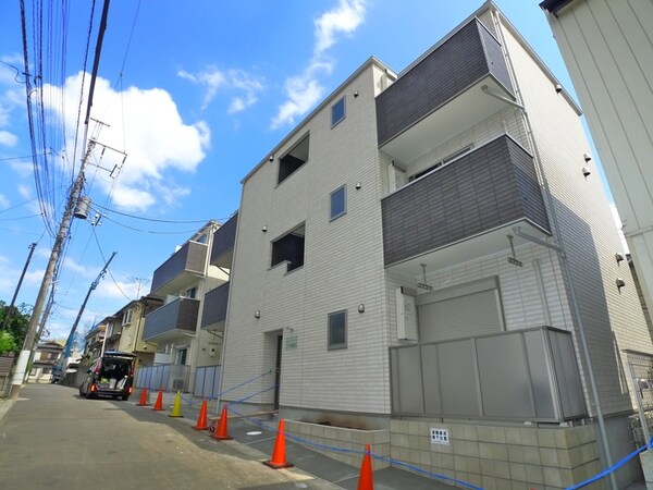 建築中