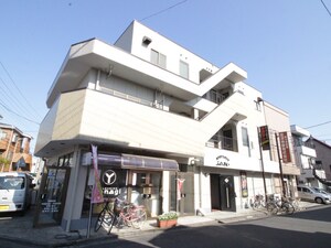 ヤナギマンション外観写真