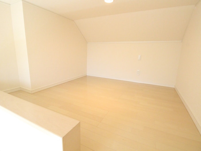 物件内観写真14　(ロフト)