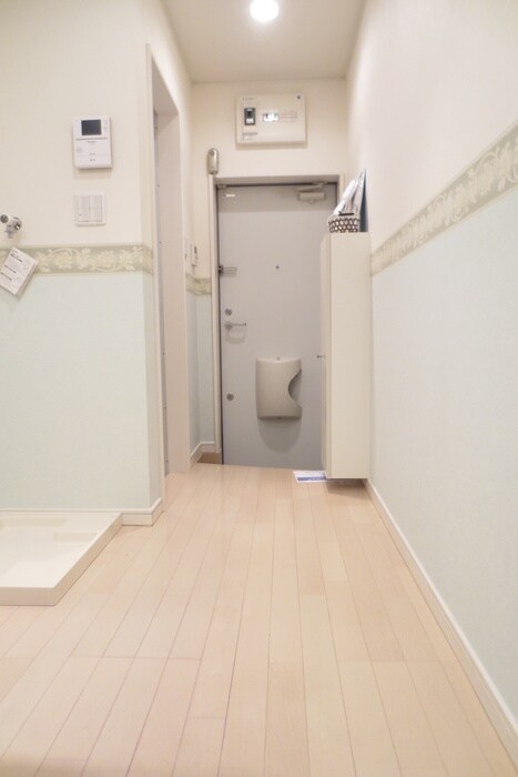 物件内観写真15　(玄関)