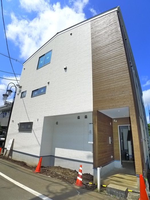 物件外観写真4　(建物設備)