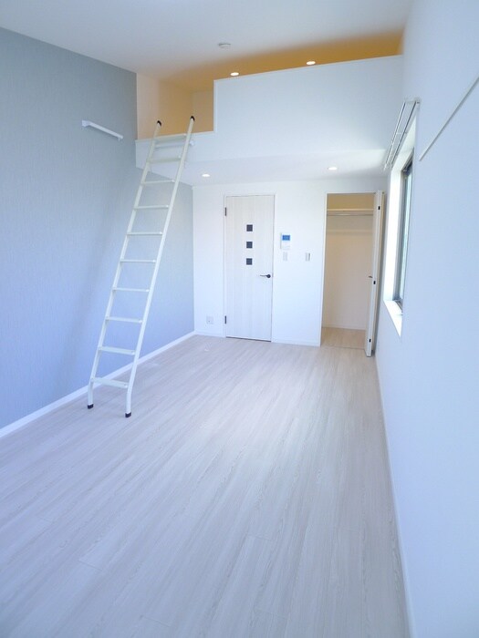 物件内観写真10　(居室)