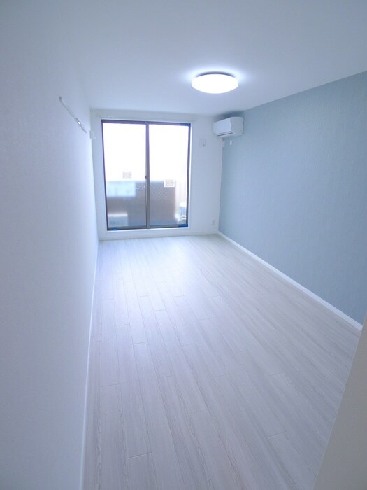 物件内観写真14　(室内からの展望)