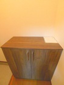 物件内観写真13　(収納)