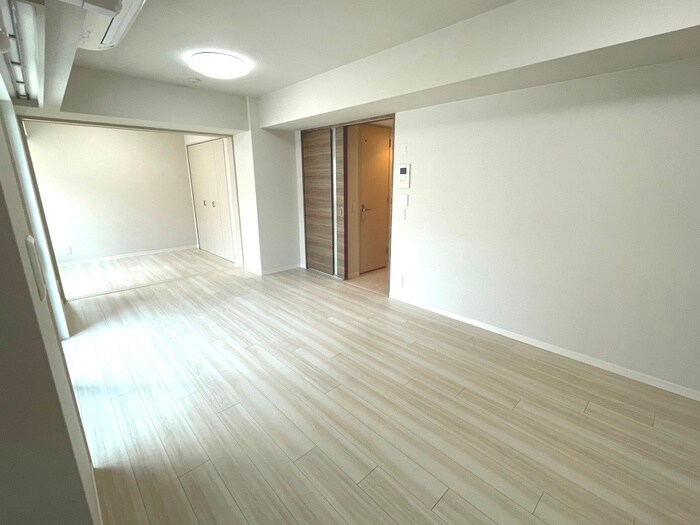 物件内観写真4　(居室)