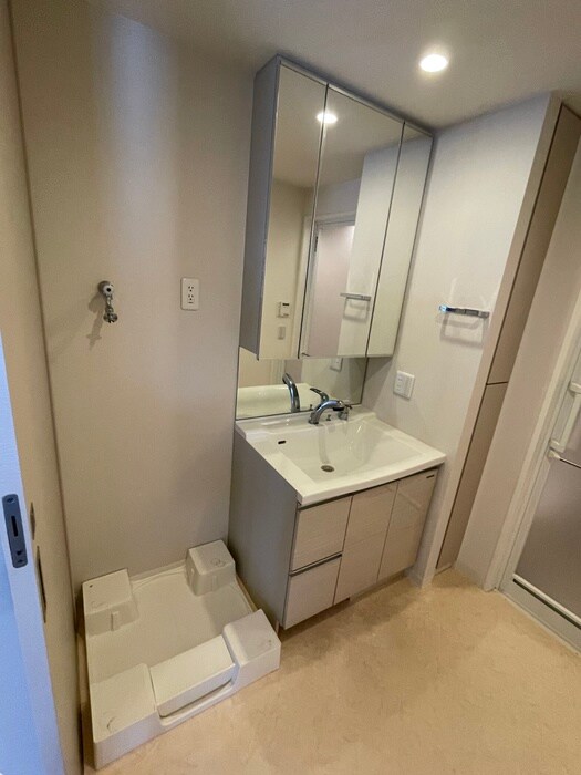 物件内観写真12　(洗面)