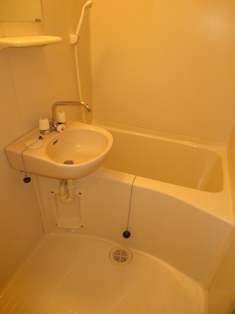 物件内観写真9　(バス／シャワールーム等)