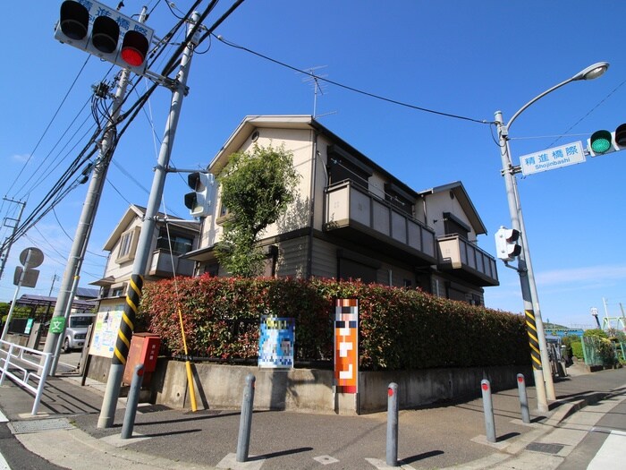 メゾンボヌ－ルＡの物件外観写真