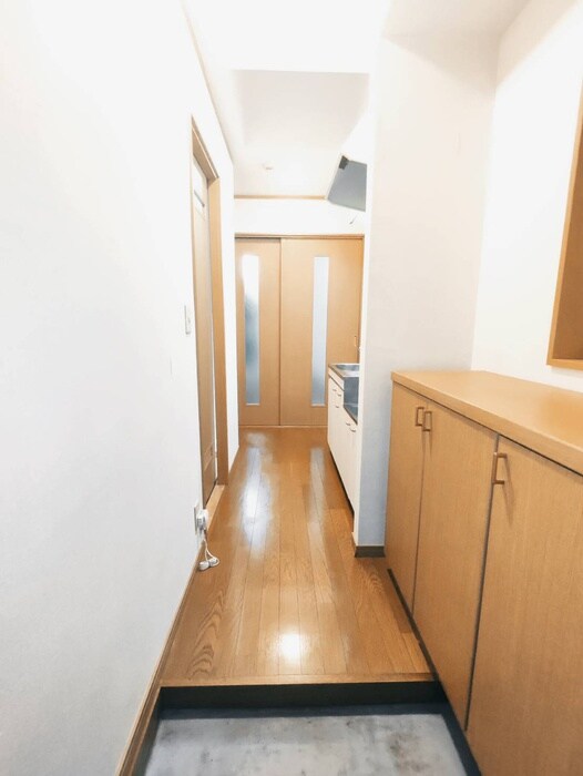 物件内観写真20　(廊下)