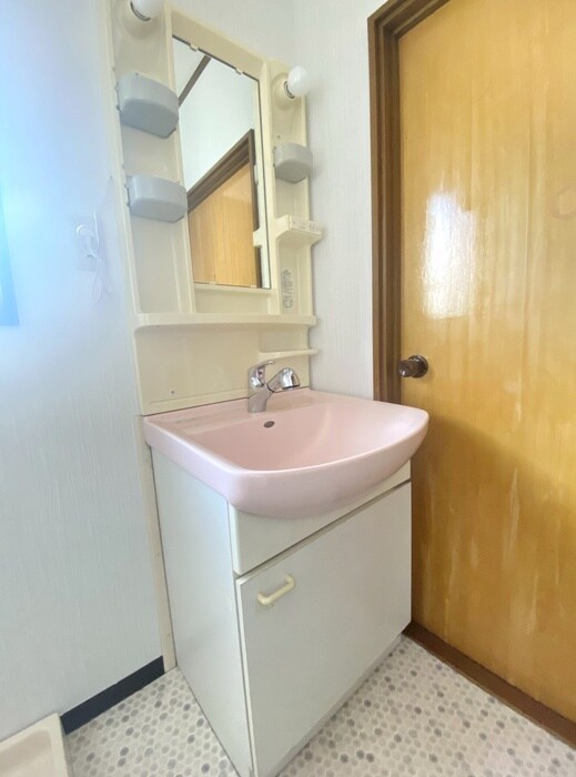 物件内観写真8　(洗面)