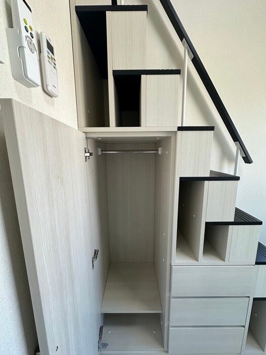 物件内観写真6　(収納)