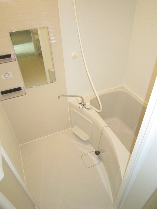 物件内観写真13　(バス／シャワールーム等)