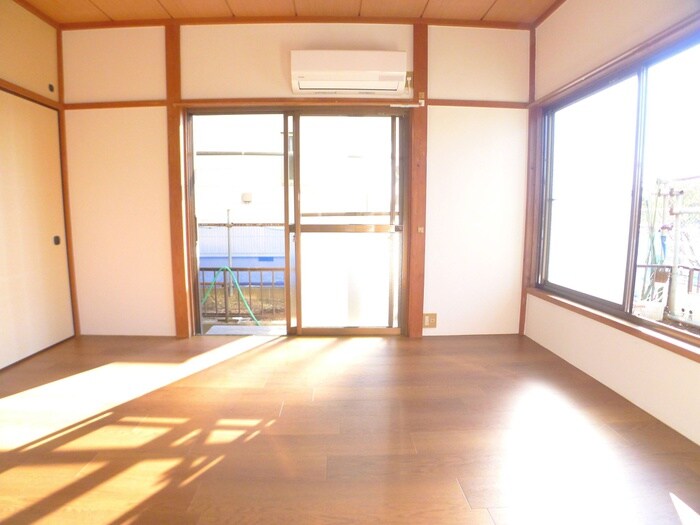 物件内観写真8　(居室)