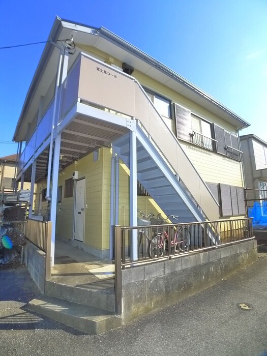 物件外観写真5　(エントランス部分)