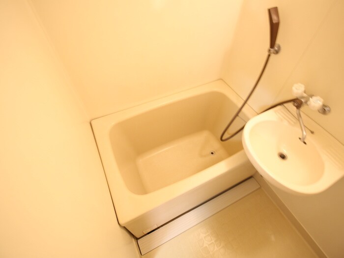 物件内観写真12　(バス／シャワールーム等)