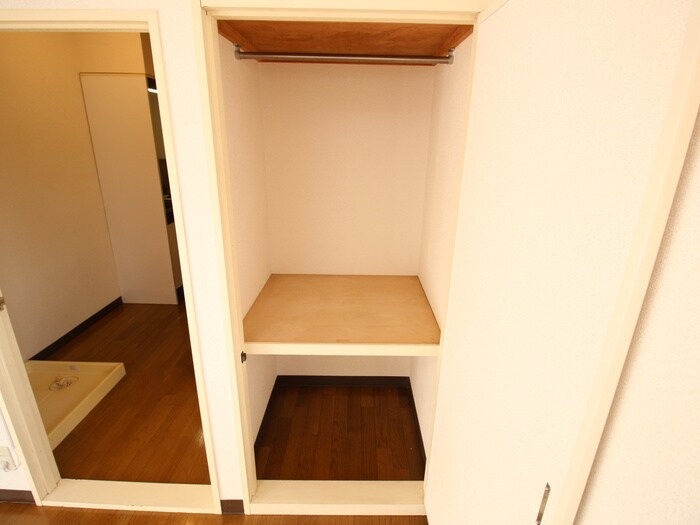物件内観写真17　(収納)