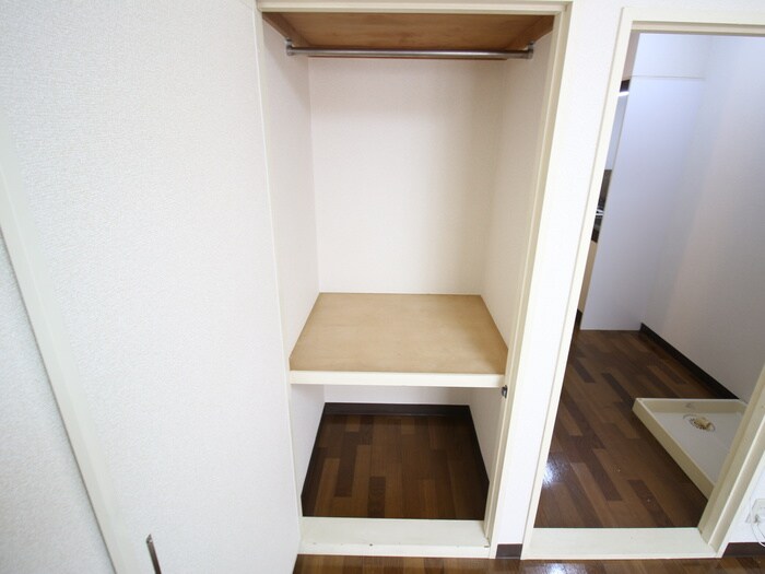 物件内観写真17　(収納)