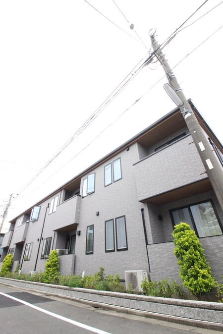 メゾンアデル外観写真