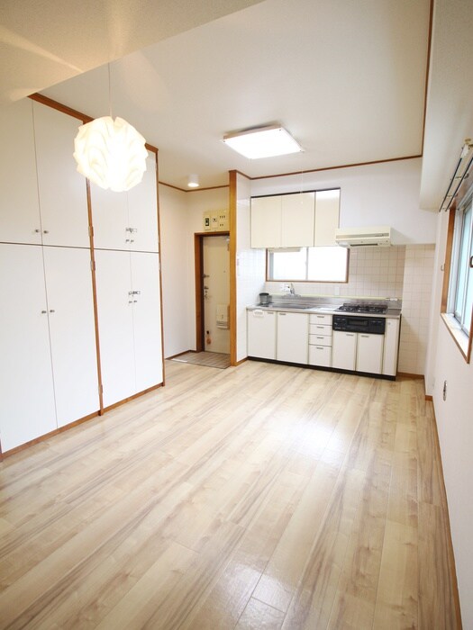 物件内観写真10　(居室)