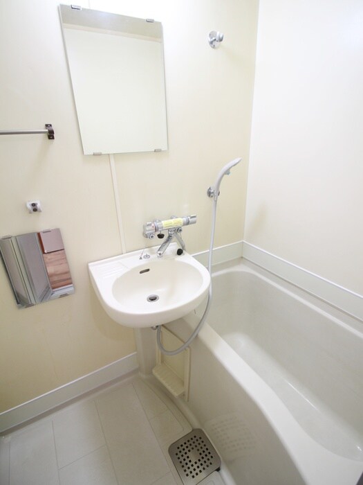 物件内観写真13　(バス／シャワールーム等)