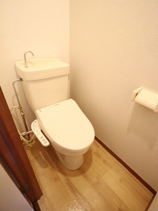 物件内観写真14　(トイレ)