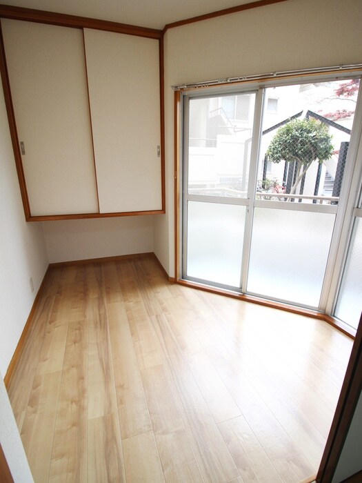 物件内観写真15　(居室)