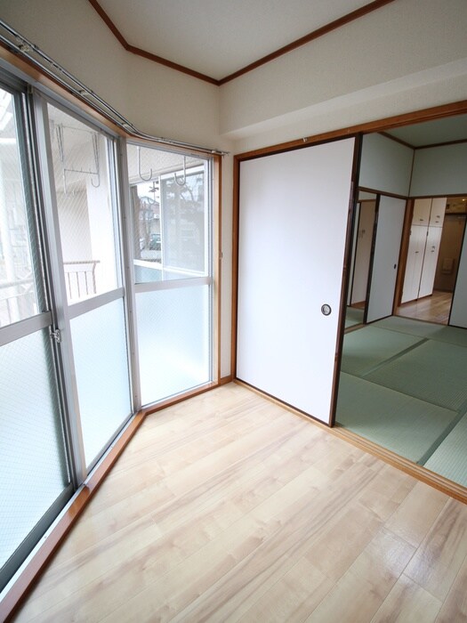 物件内観写真17　(居室)