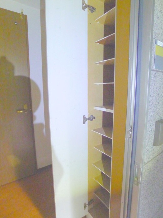 物件内観写真16　(靴箱)