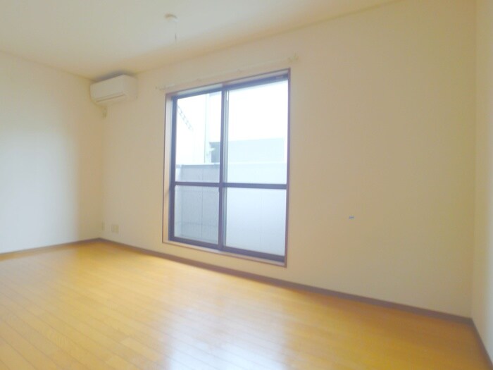 物件内観写真21　(居室)