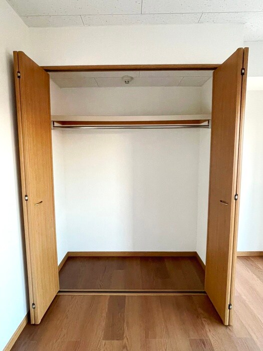 物件内観写真11　(収納)