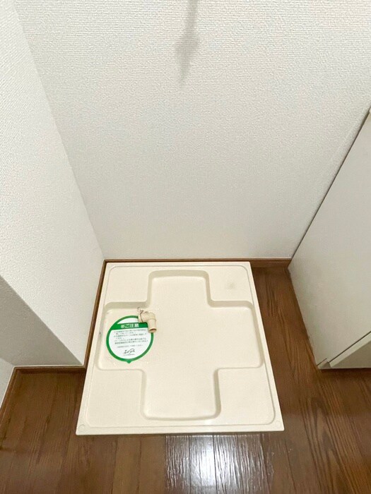 物件内観写真22　(洗濯機置場)