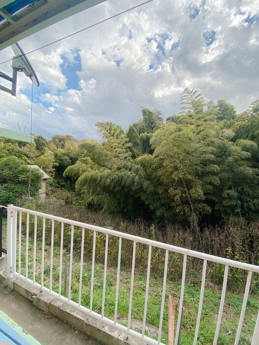 物件内観写真16　(室内からの展望)