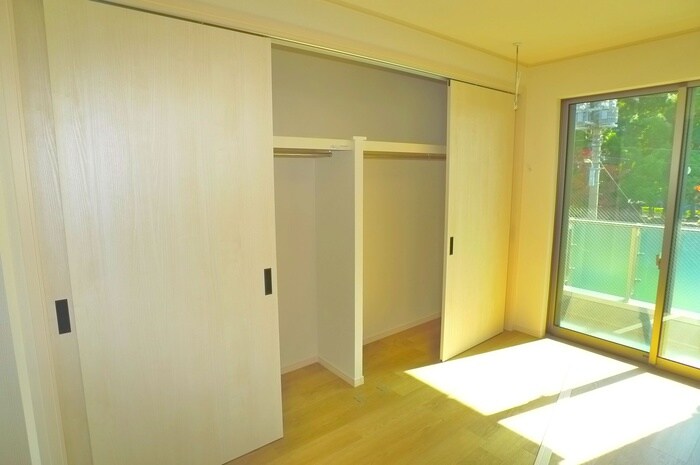 物件内観写真13　(収納)