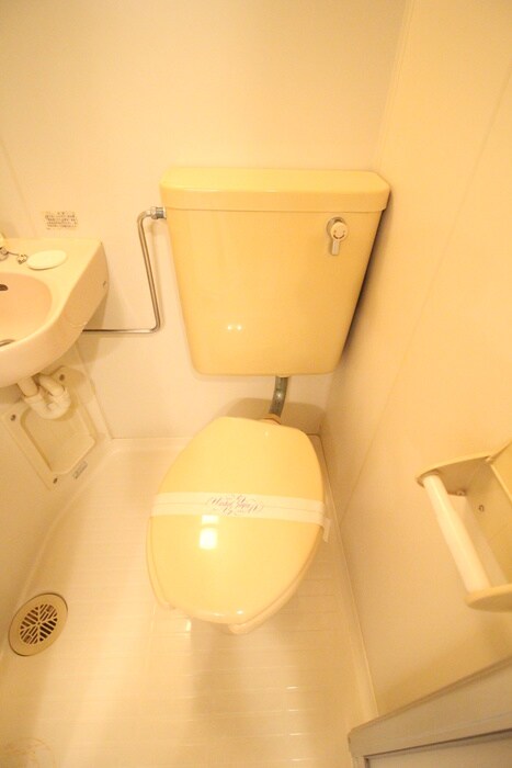 物件内観写真14　(トイレ)