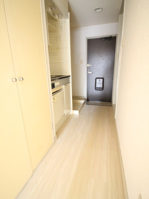 物件内観写真15　(玄関)