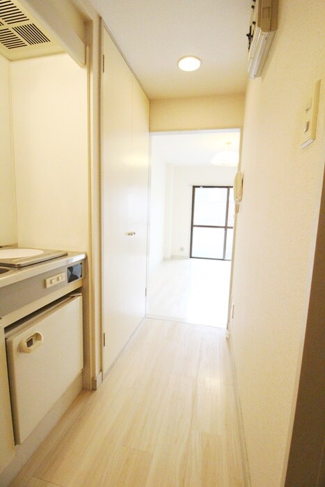 物件内観写真19　(廊下)