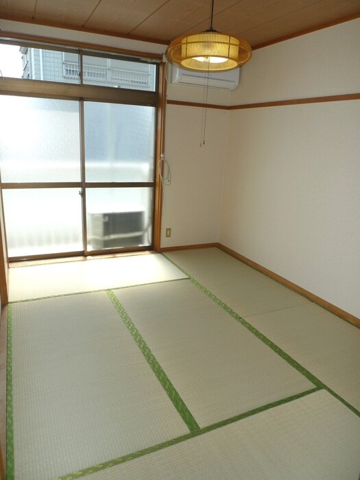 物件内観写真9　(居室)