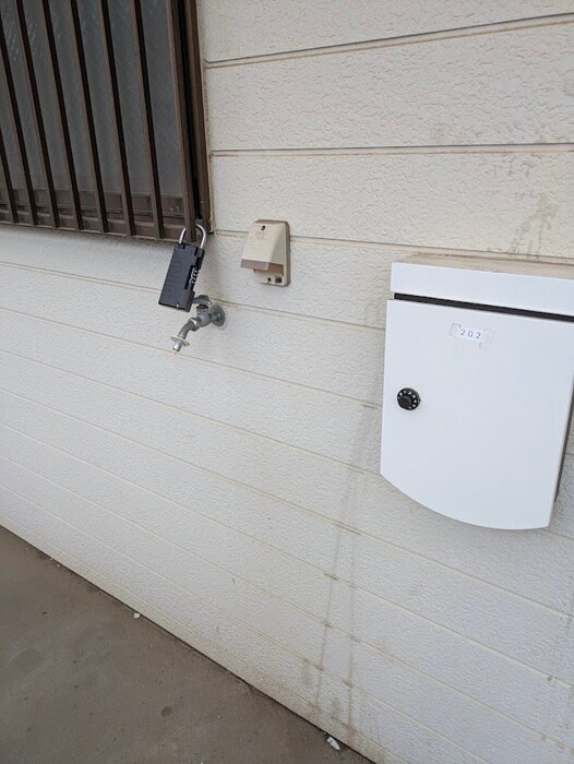 物件内観写真16　(洗濯機置場)