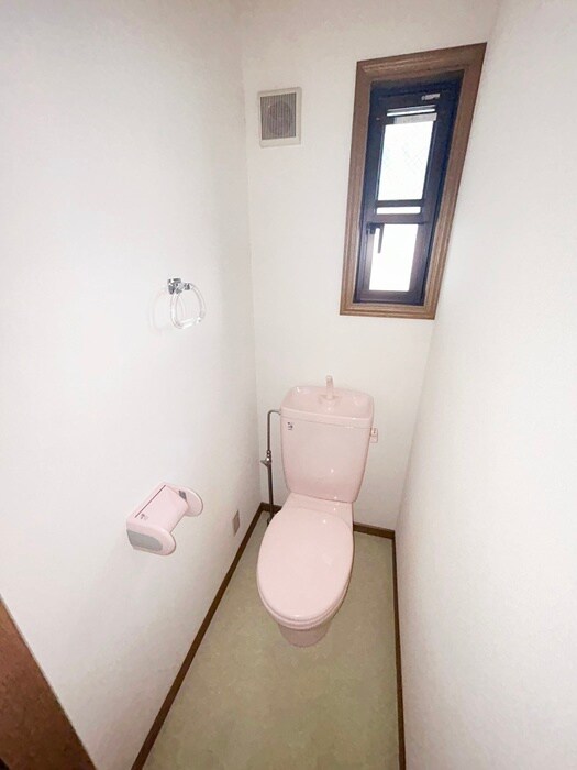 物件内観写真9　(トイレ)