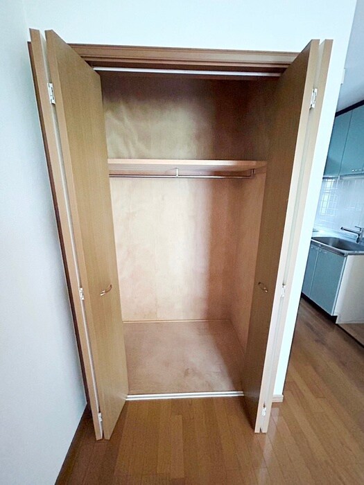 物件内観写真12　(収納)