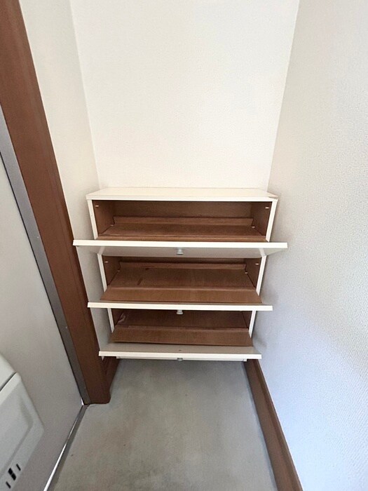 物件内観写真18　(靴箱)