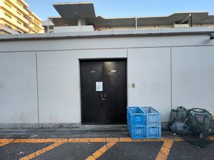 物件外観写真6　(建物設備)