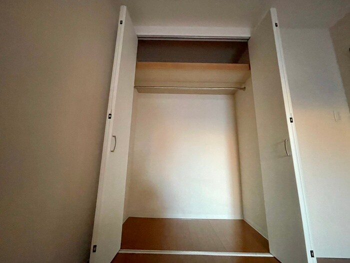 物件内観写真11　(収納)