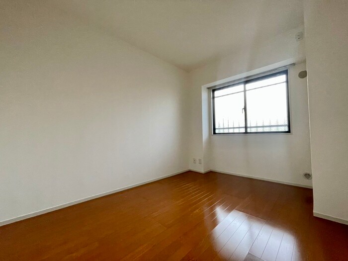 物件内観写真18　(居室)