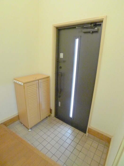 吹上富士見テラスハウスの玄関