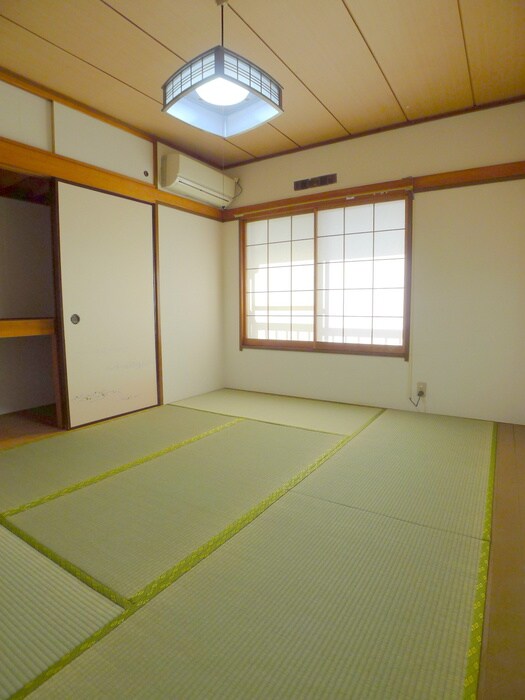 物件内観写真6　(居室)