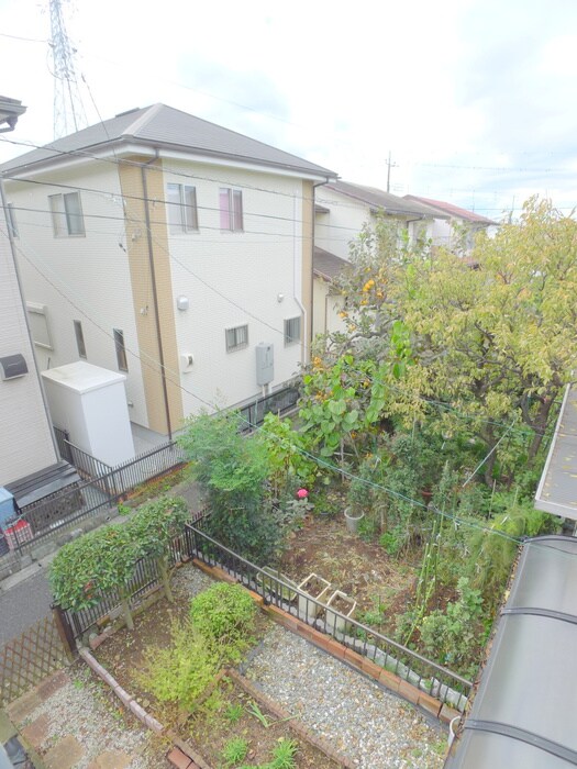 物件内観写真13　(室内からの展望)